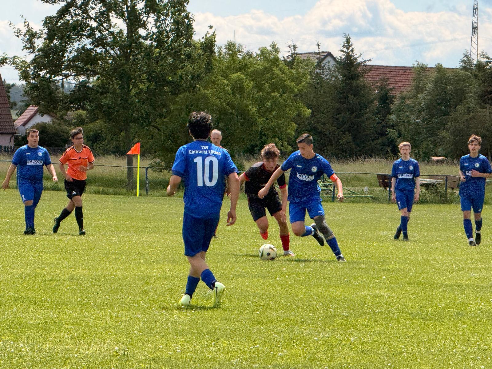 Schwere Auswärtsniederlage: B-Junioren verlieren 8:1 in Könderitz
